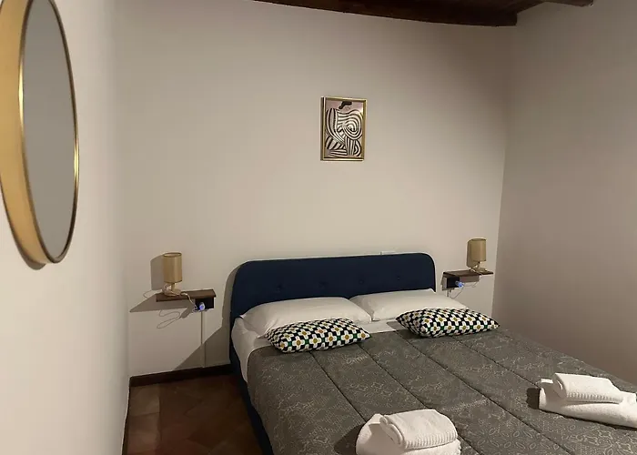 Feel - Piazza Pontida Balcony Apartment